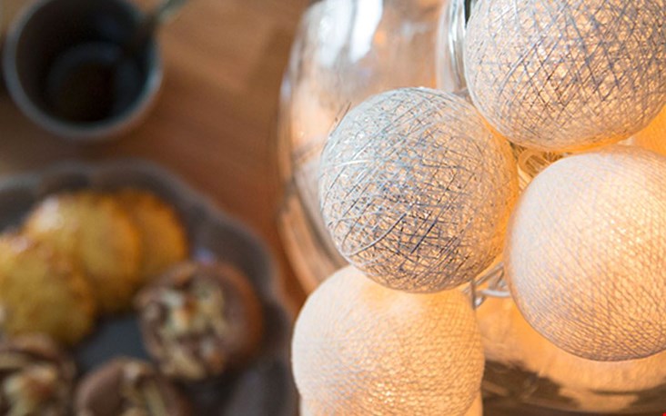 Cottonballlights.jpg Cottonballlights.jpg