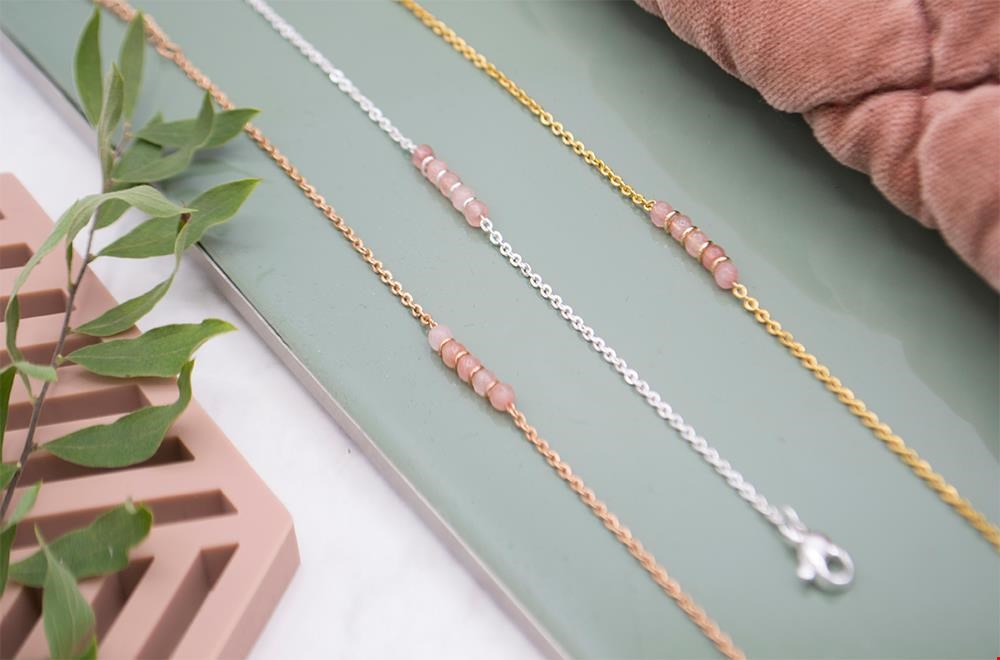 Van sieraden heb je nooit genoeg Van sieraden heb je nooit genoeg