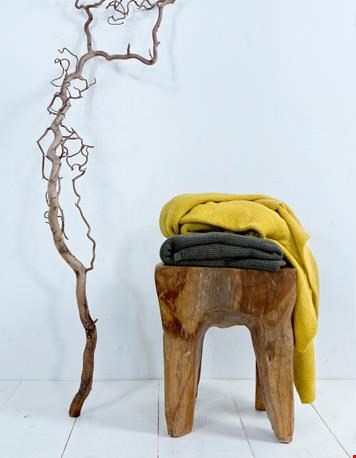 Nieuw vanaf oktober: de Square in oker Nieuw vanaf oktober: de Square in oker