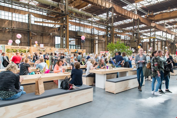 Food & drinks Food & drinks