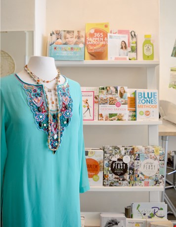 Ook te koop: lifestyle producten en boeken Ook te koop: lifestyle producten en boeken