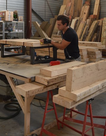 De jongens in de werkplaats De jongens in de werkplaats