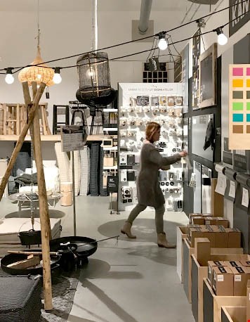 In de winkel in Loods5 In de winkel in Loods5