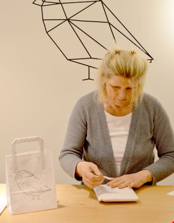 Catharina achter de toonbank Catharina achter de toonbank