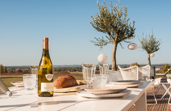 Vive la France! Vive la France!