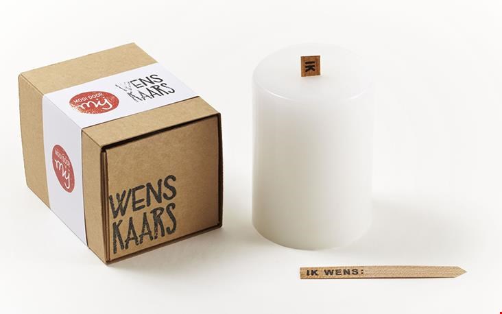 De wenskaars waar je iets persoonlijks op kunt schrijven. De wenskaars waar je iets persoonlijks op kunt schrijven.